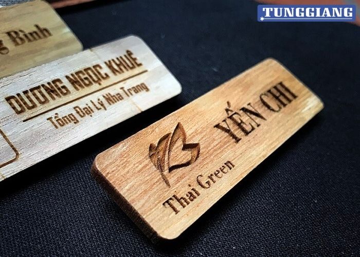 Khắc laser trên gỗ