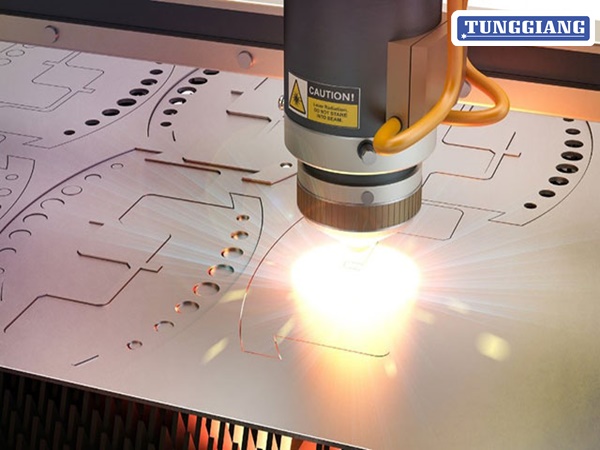 Khắc Laser Theo Yêu Cầu 