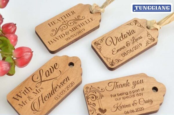 Khắc Laser Theo Yêu Cầu