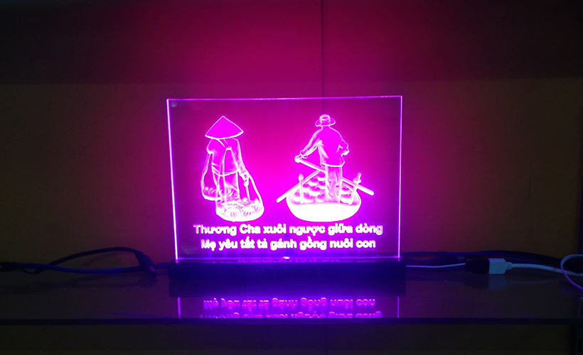 khac laser tranh treo tuong 1