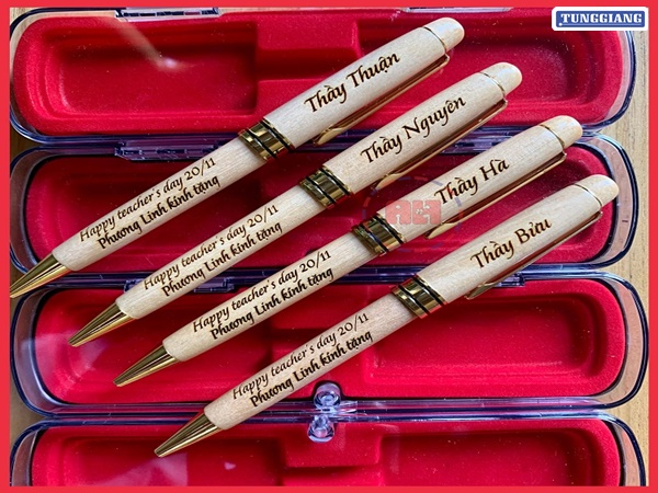 Bút Gỗ Khắc Tên