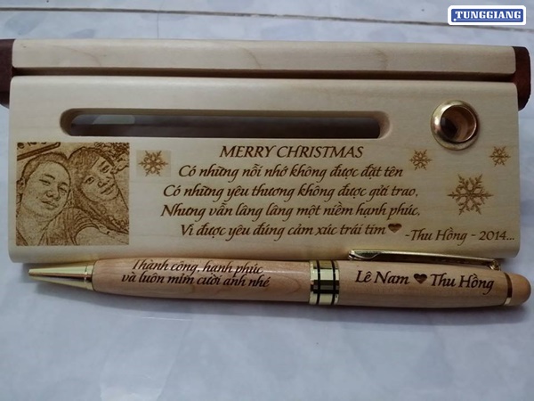 Bút Gỗ Khắc Tên